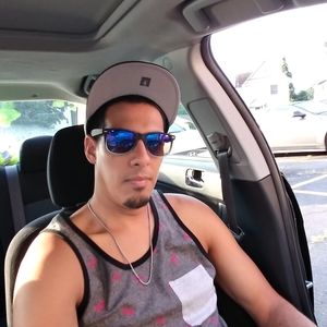 Meet your Posher, Luis